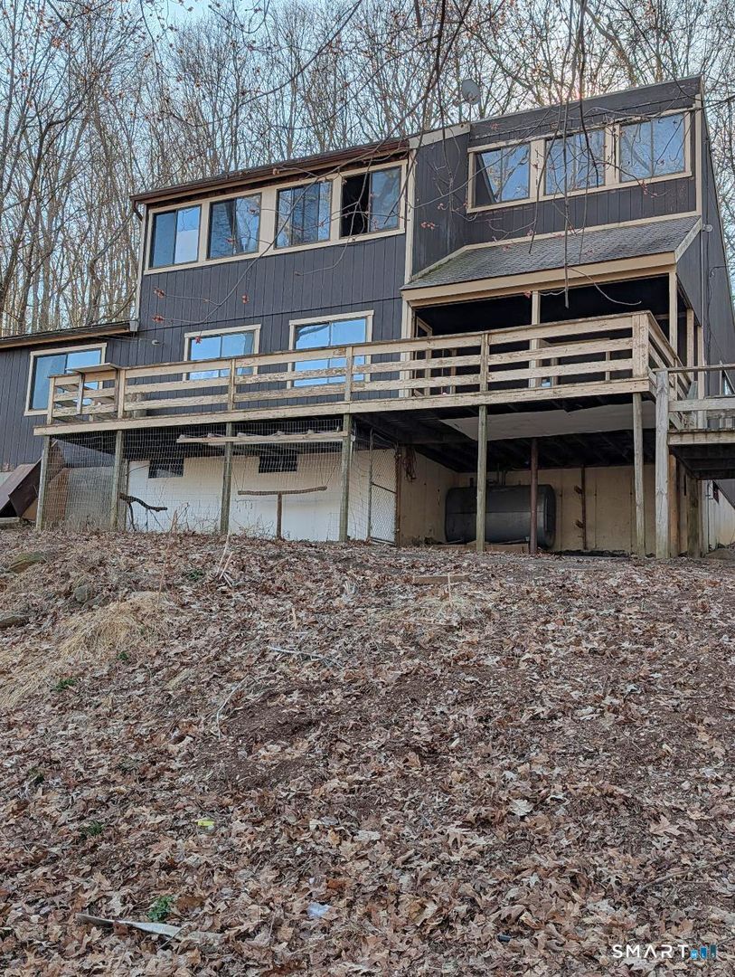 24 Chestnut Hill Road, Newtown, CT 06482 | For Sale at $390,000