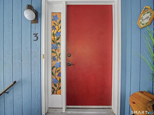  condo home for sale located at 300 Flax Hill Road, 3, Norwalk, CT 06854