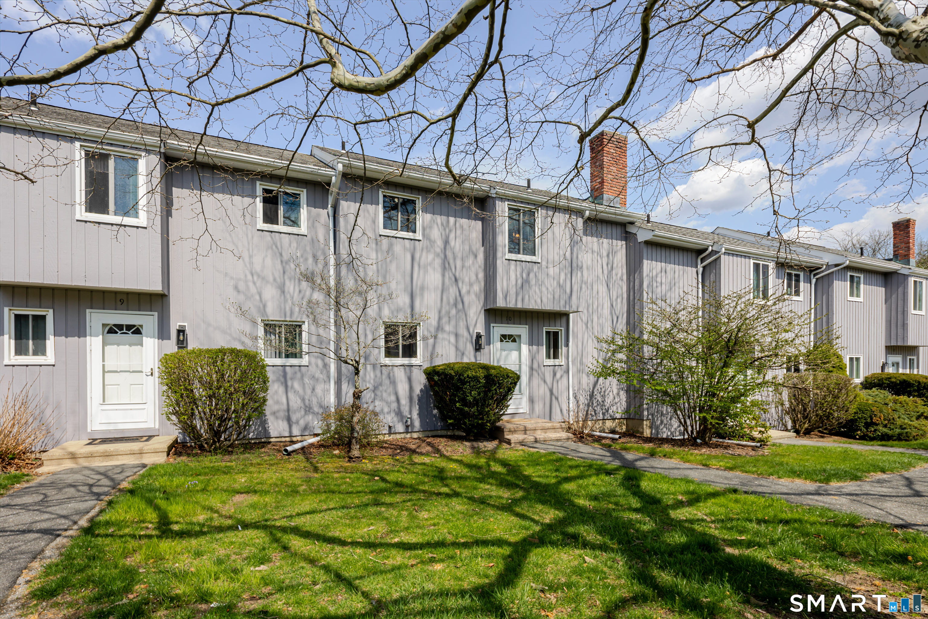 10 Monika Lane, 10, Brookfield, CT 06804 | For Sale at $345,000