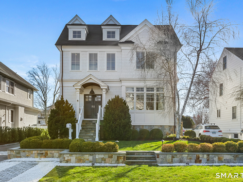  single family home for sale located at 550 Penfield Road, Fairfield, CT 06824