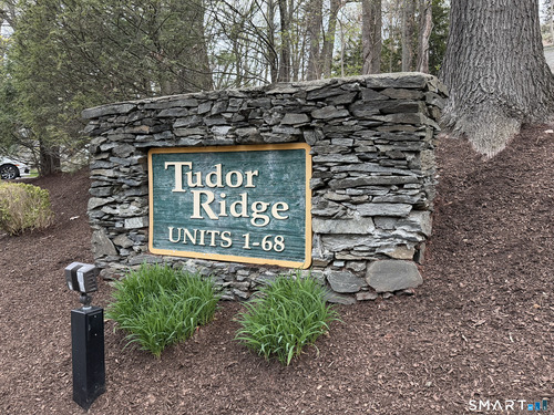  condo home for sale located at 125 Warner Hill Road, 20, Stratford, CT 06614