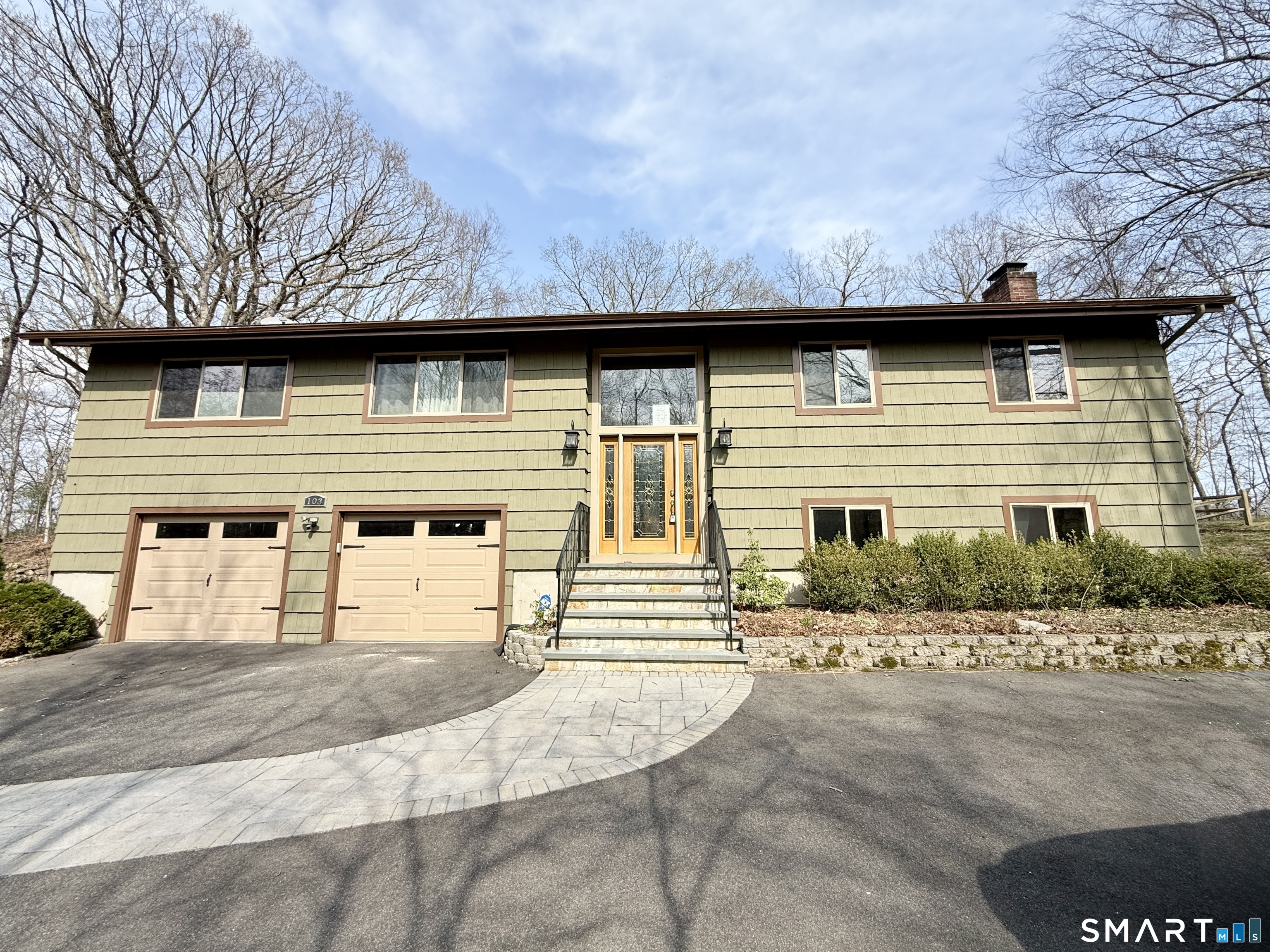 103 Haviland Drive, Trumbull, CT 06611 | For Sale at $669,000