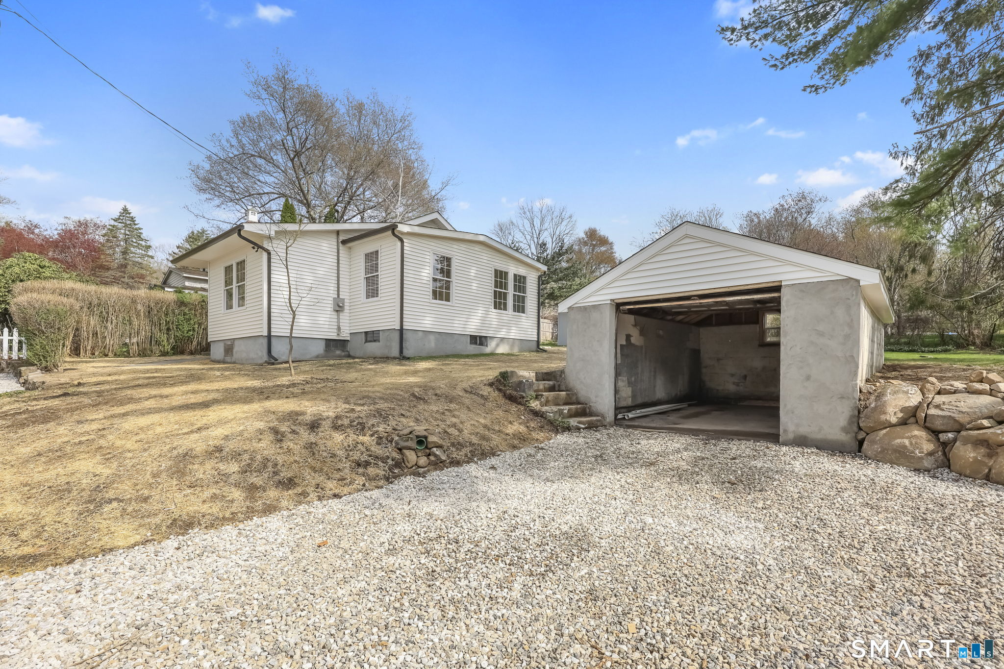 4 Kingsbury Road, New Fairfield, CT 06812 | For Sale at $439,900