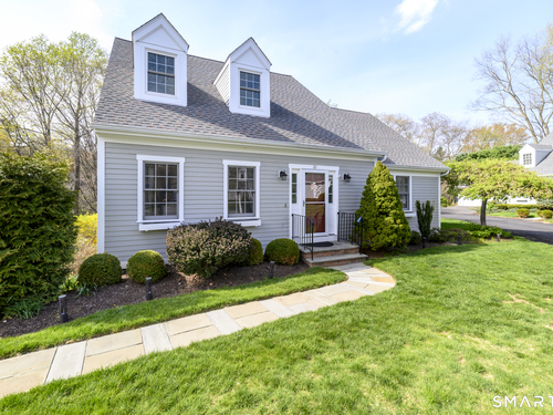 Waterfront condo home for sale located at 121 Crosby Street, 121, Fairfield, CT 06825