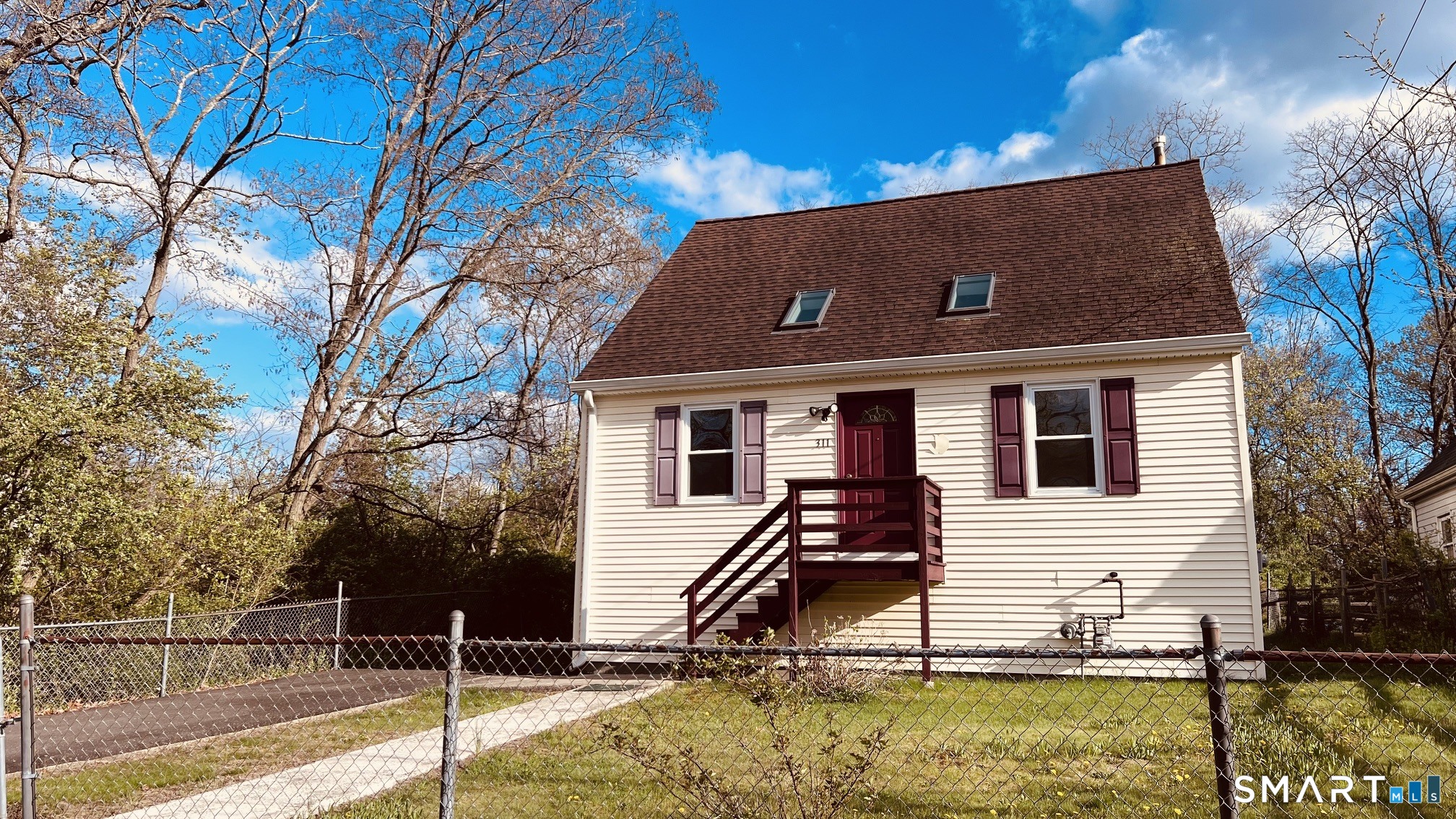 311 Alba Avenue, Bridgeport, CT 06606 | For Sale at $345,000