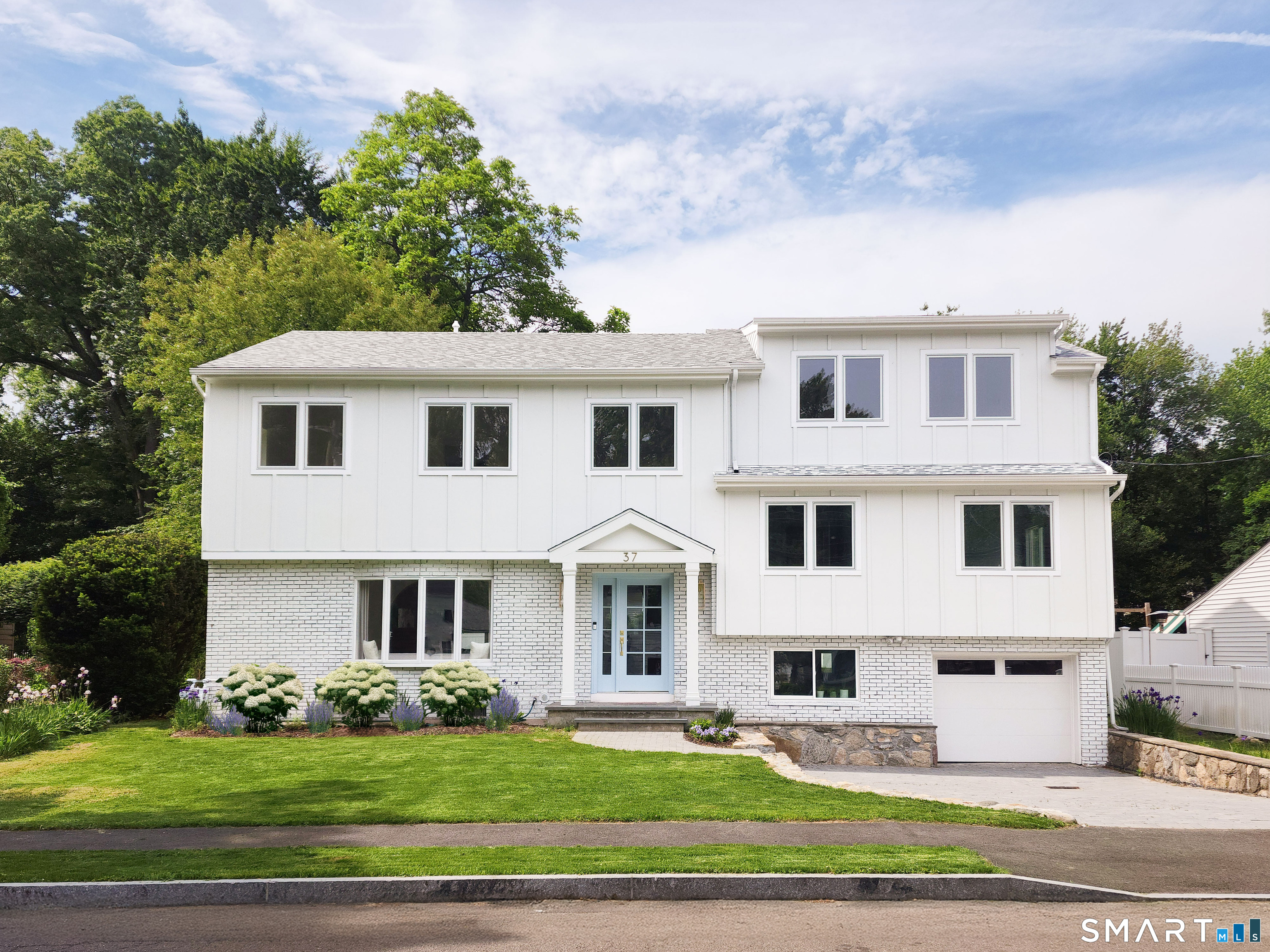 37 Mary Lane, Greenwich, CT 06878 | For Sale at $3,150,000