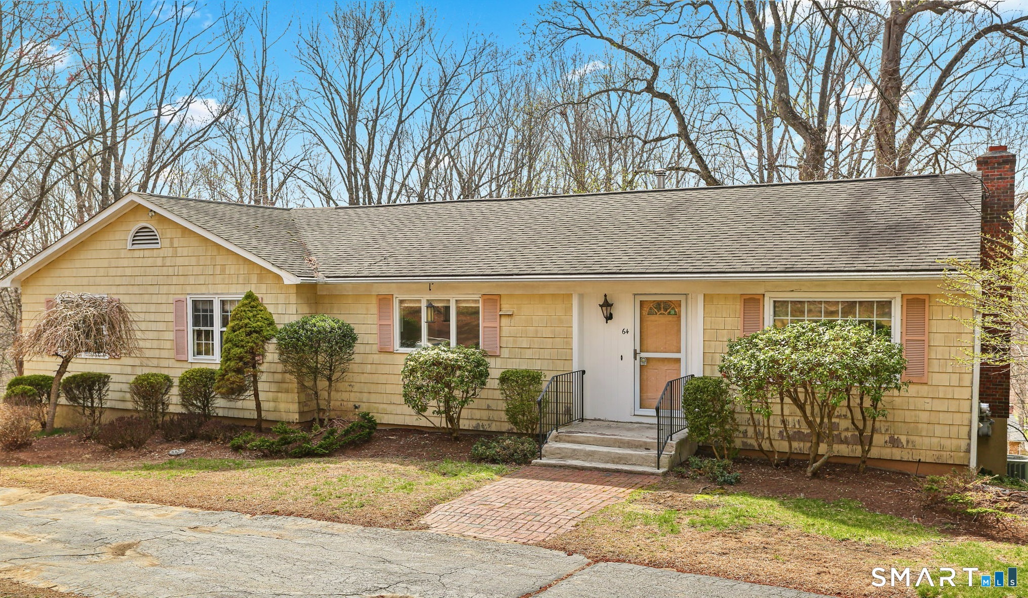 64 Mariner Circle, Trumbull, CT 06611 | For Sale at $579,900