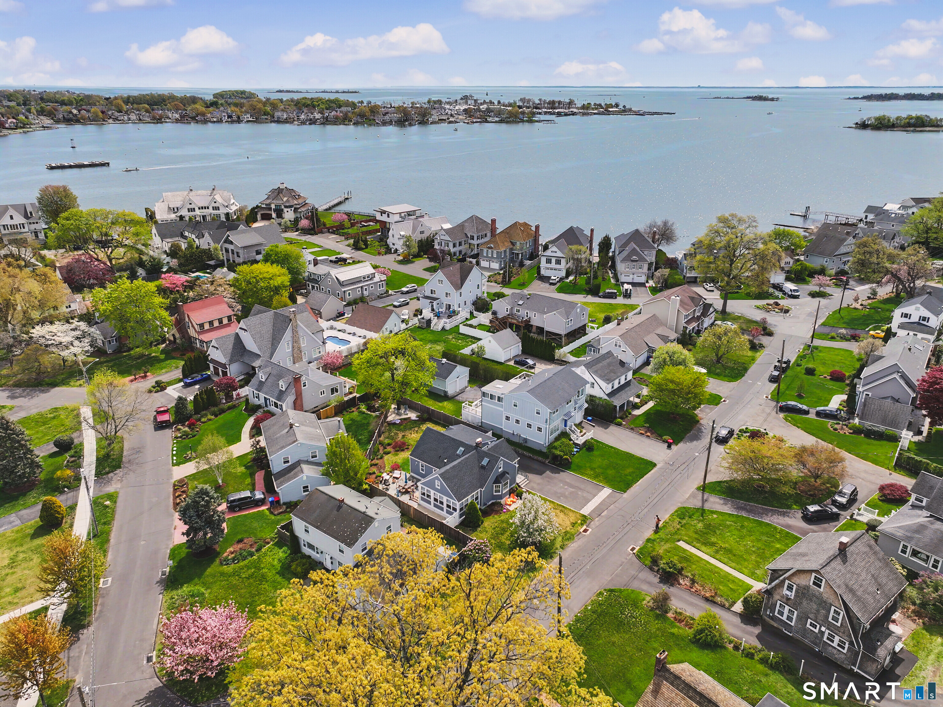 47 Shorefront Park, Norwalk, CT 06854 | For Sale at $985,000