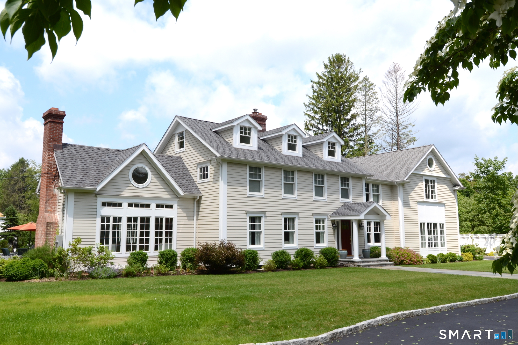 19 Richards Lane, New Canaan, CT 06840 | For Sale at $3,150,000