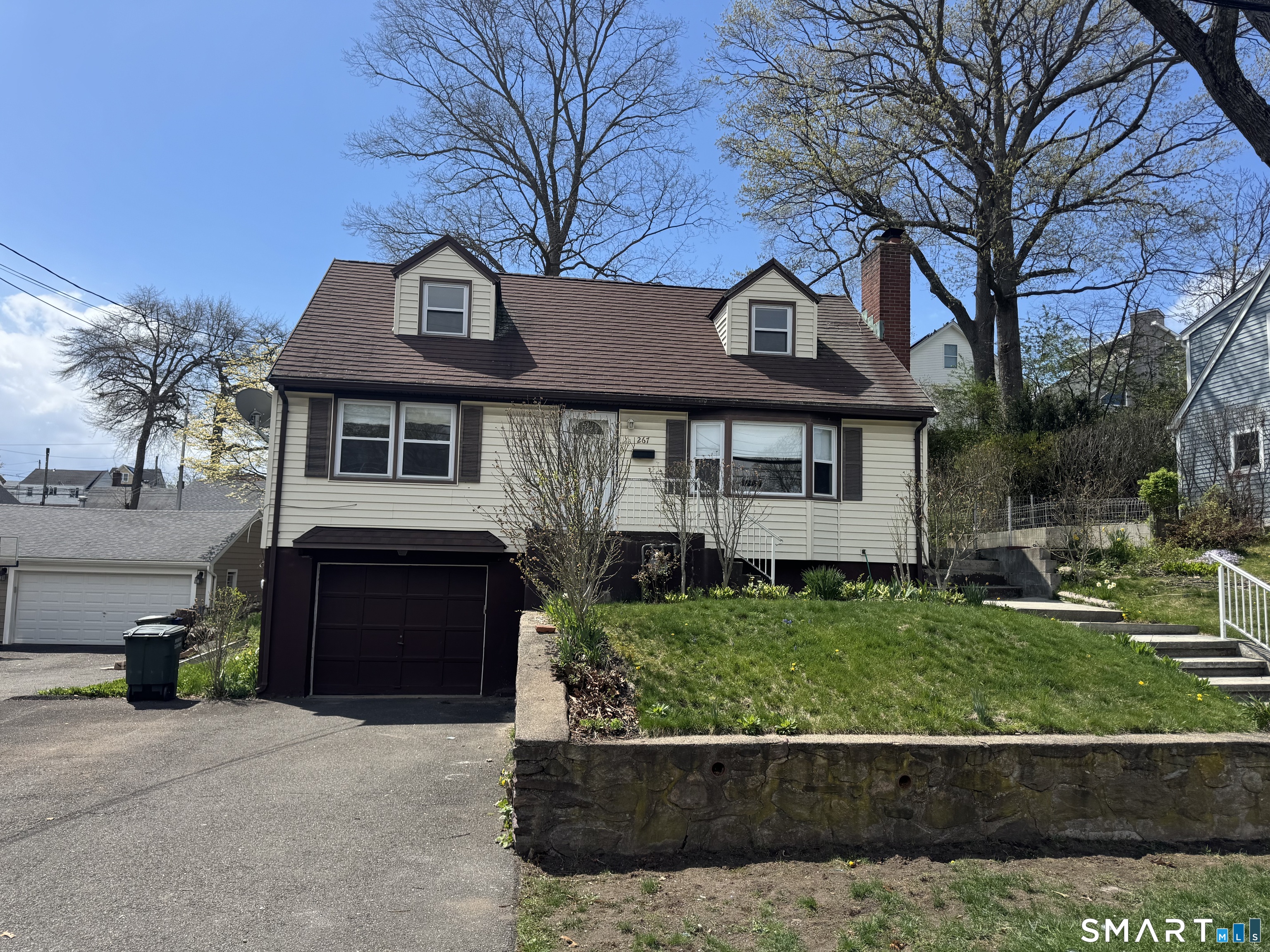 265 Greenwood Street, Bridgeport, CT 06606 | For Sale at $399,900