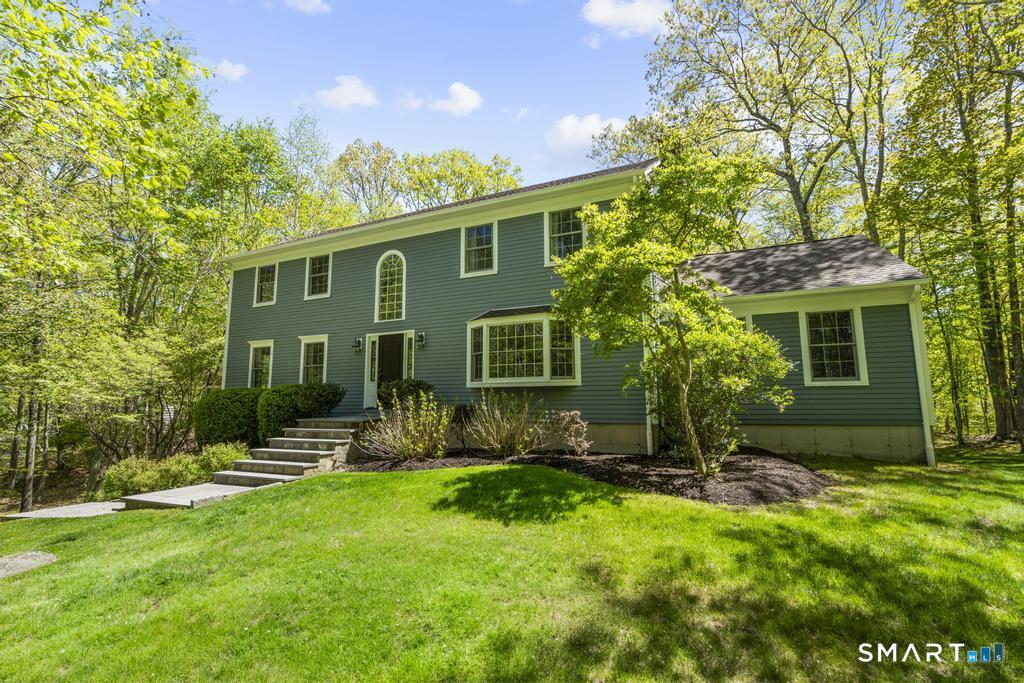 33 Topledge Road, Redding, CT 06896 | For Sale at $929,000