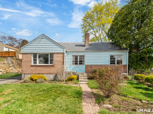  single family home for sale located at 7 Hamburg Street, Shelton, CT 06484