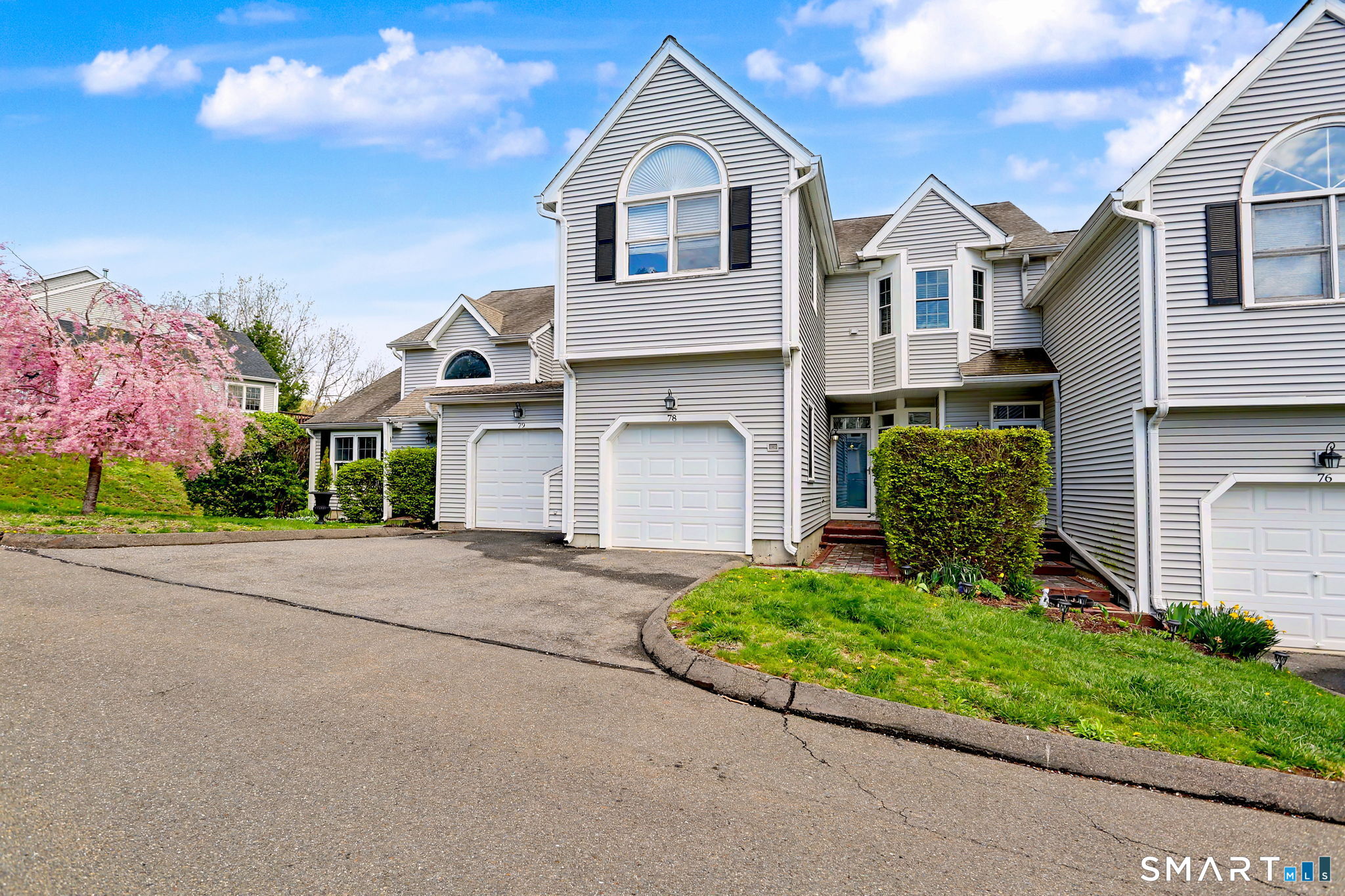 78 Katherine Court, 78, Shelton, CT 06484 | For Sale at $425,000