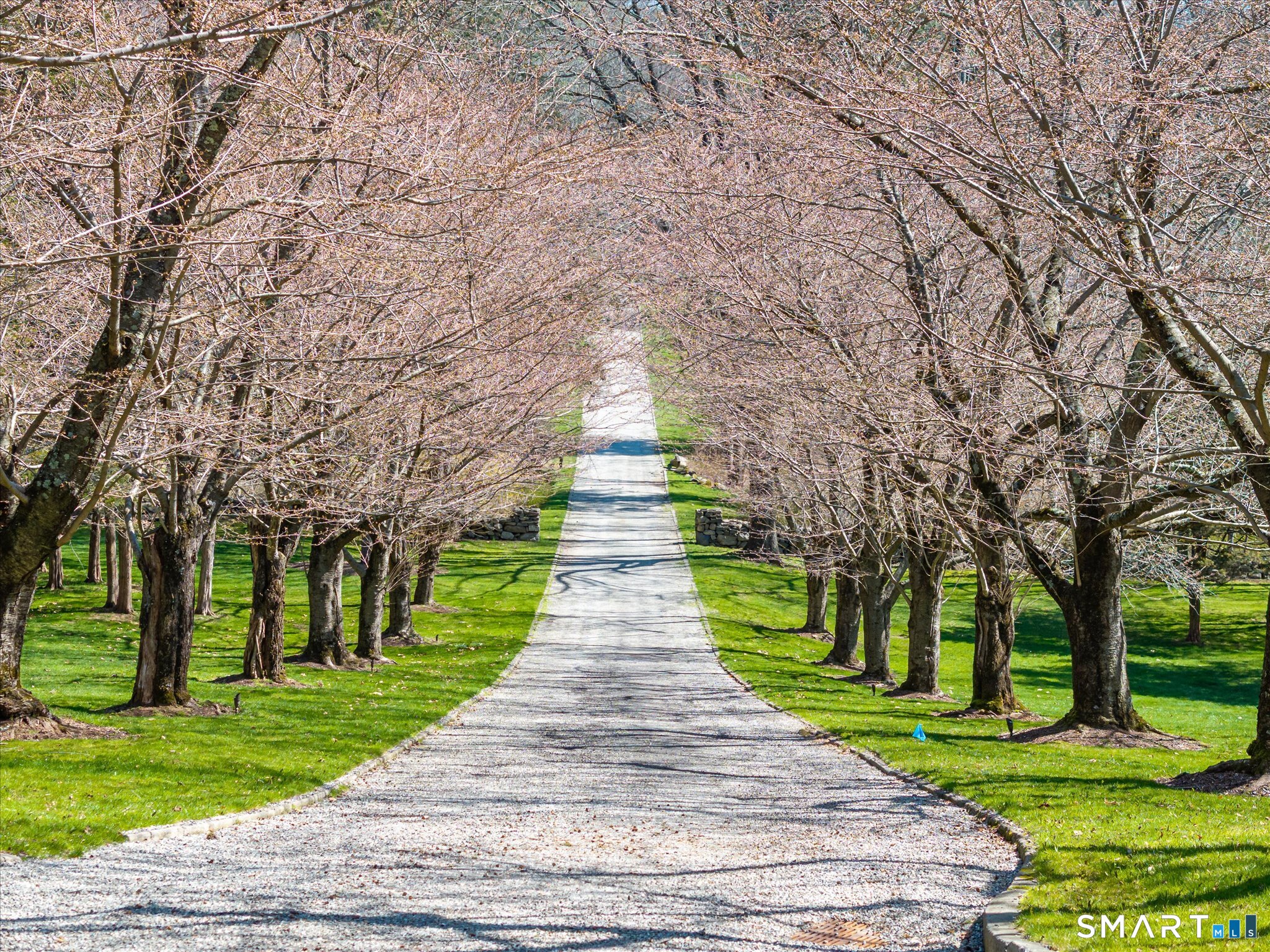 214 Good Hill Road, Weston, CT 06883 | For Sale at $3,495,000