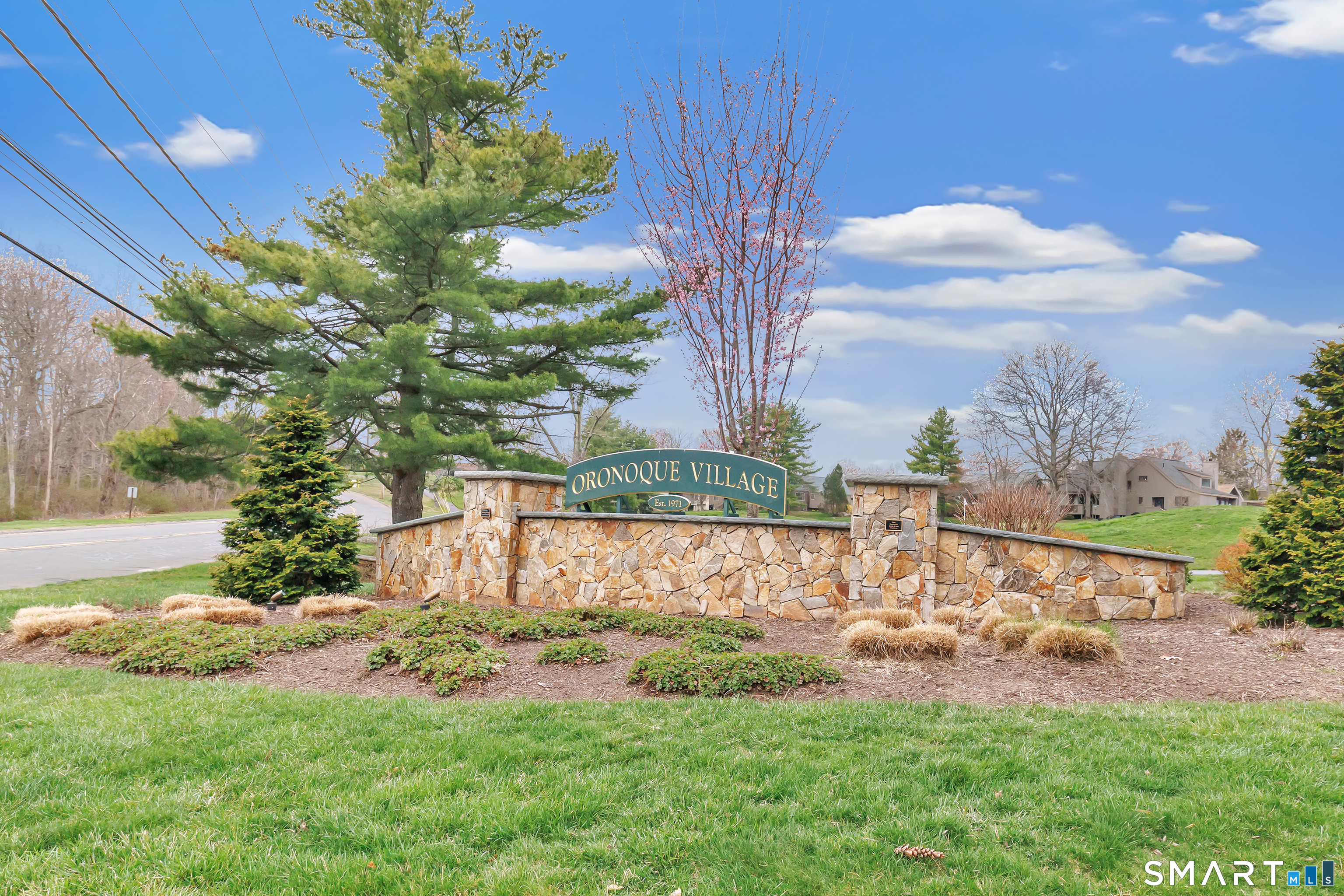 638A Onondaga Lane, Stratford, CT 06614 | For Sale at $539,000