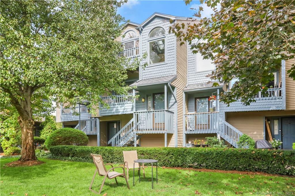 15 Perry Avenue, a4, Norwalk, CT 06850 | For Sale at $448,000