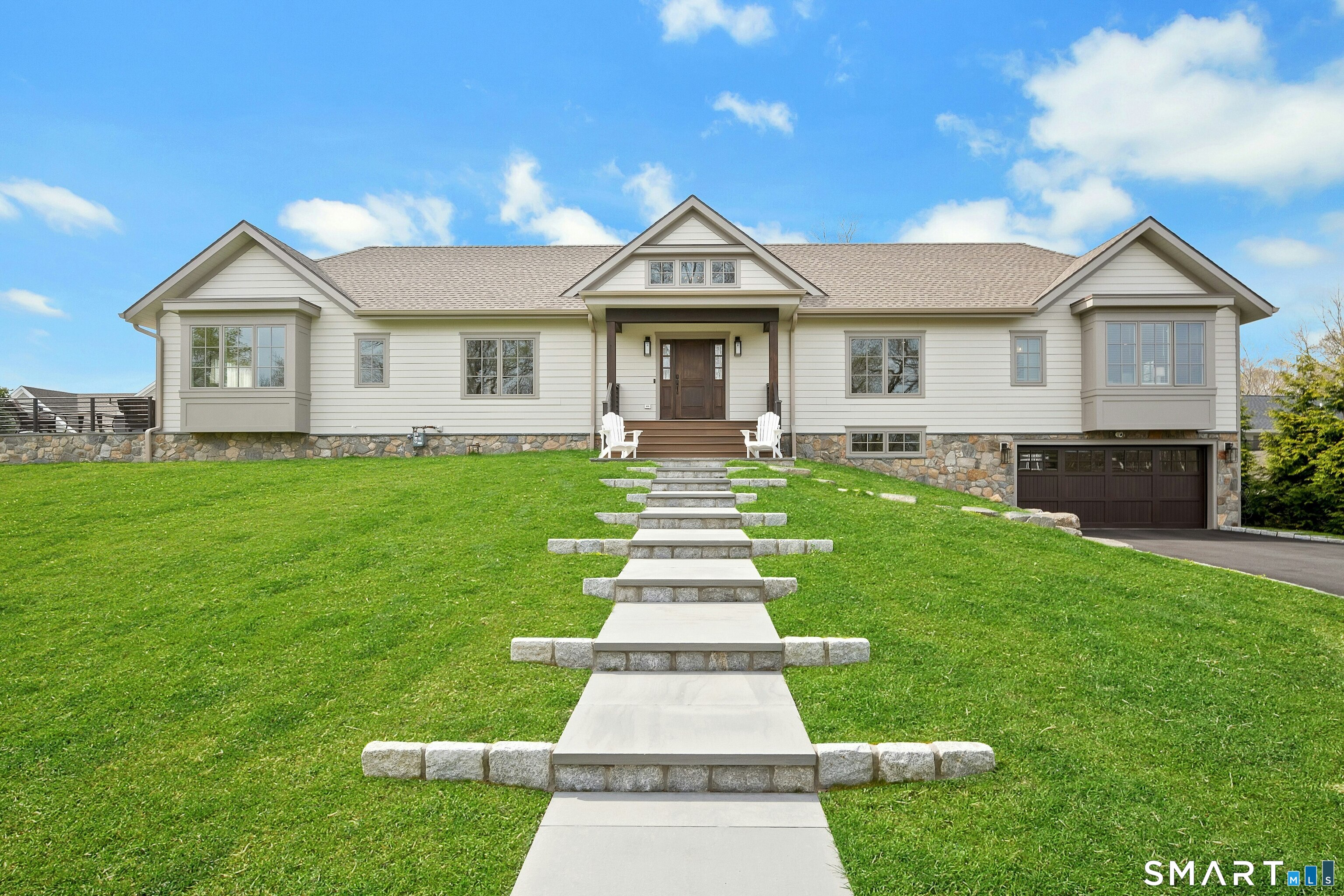 47 Ridge Street, Greenwich, CT 06807 | For Sale at $2,895,000