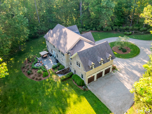  single family home for sale located at 32 Lobdell Lane, Easton, CT 06612
