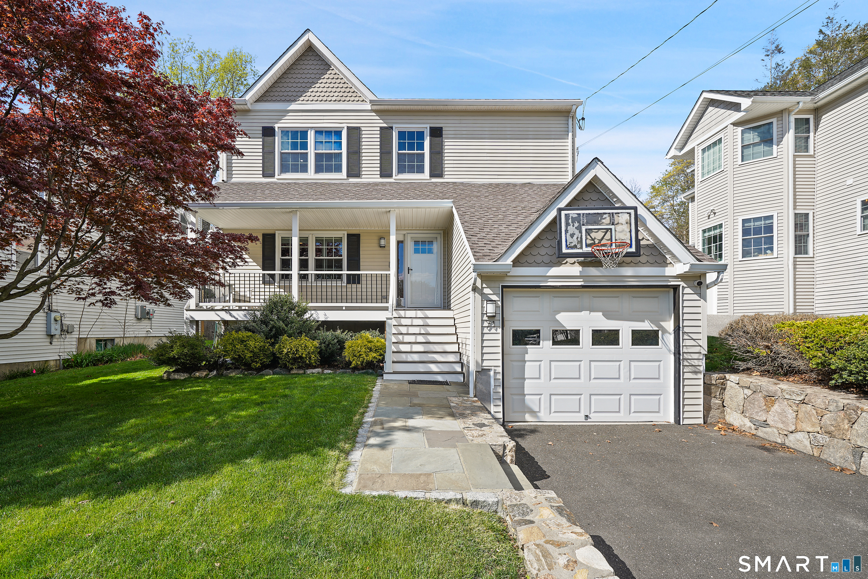 71 Elizabeth Avenue, Stamford, CT 06907 | For Sale at $875,000