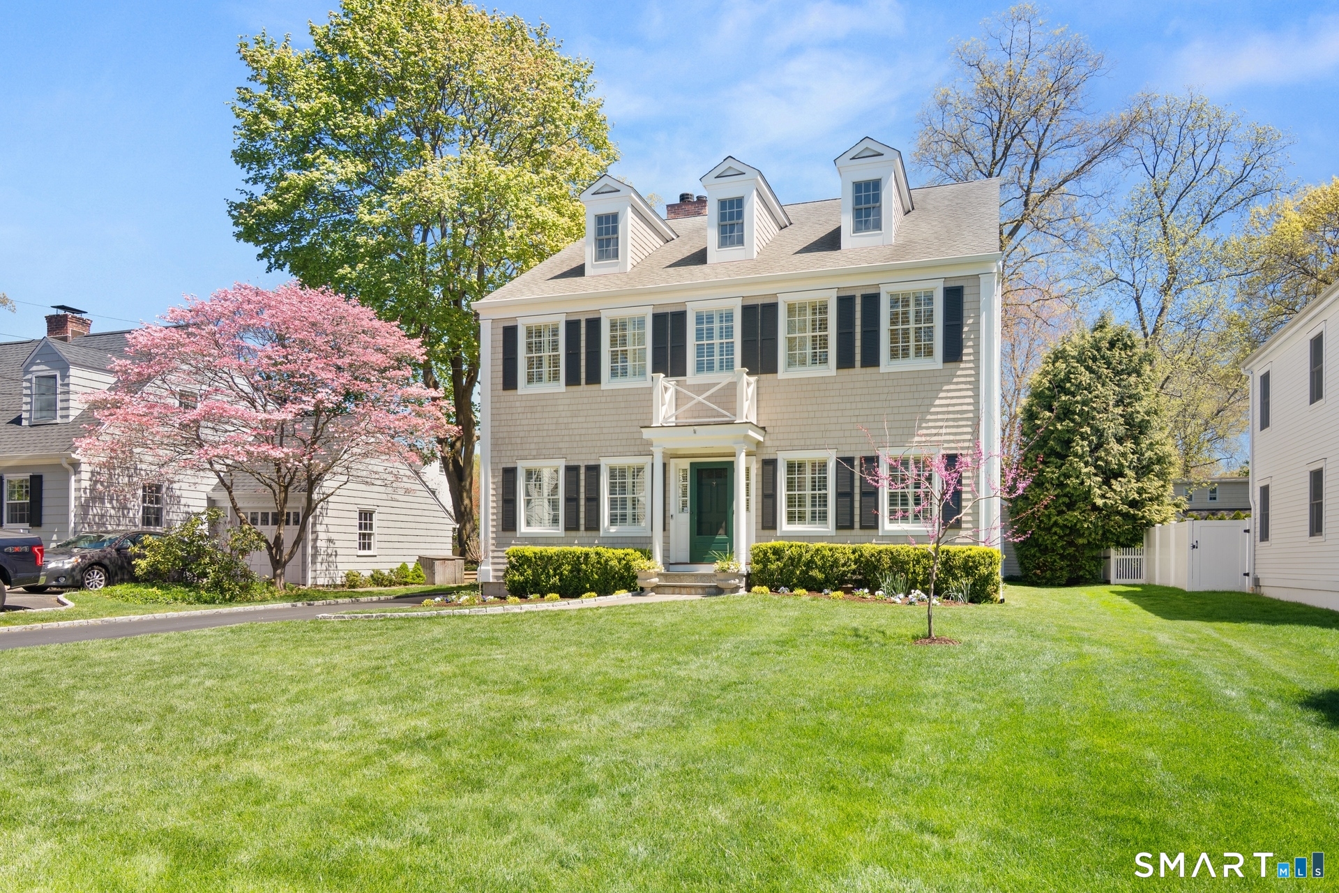 18 Thomasina Lane, Darien, CT 06820 | For Sale at $2,995,000