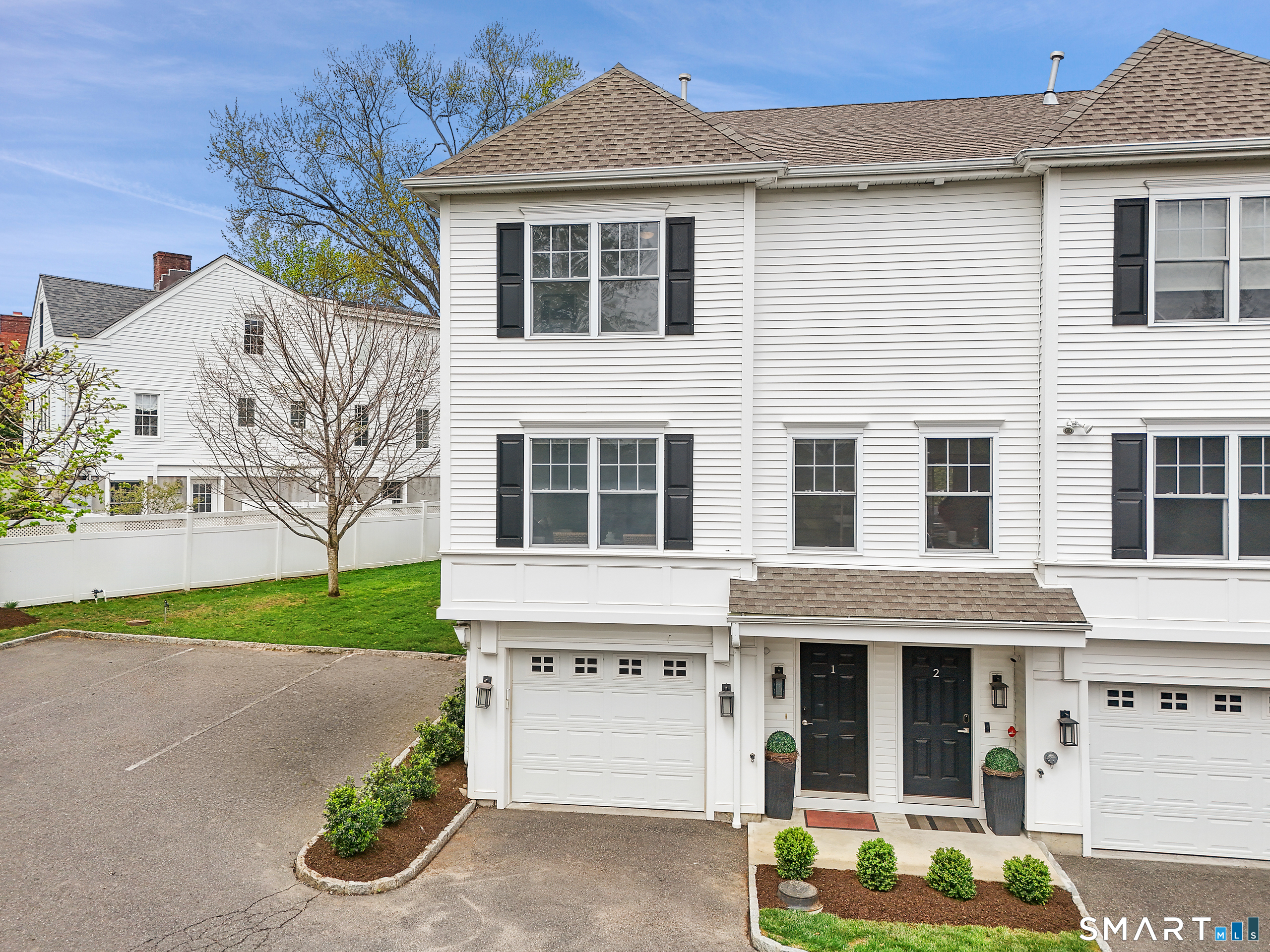 18 Stone Avenue, 1, Greenwich, CT 06830 | For Sale at $1,029,000