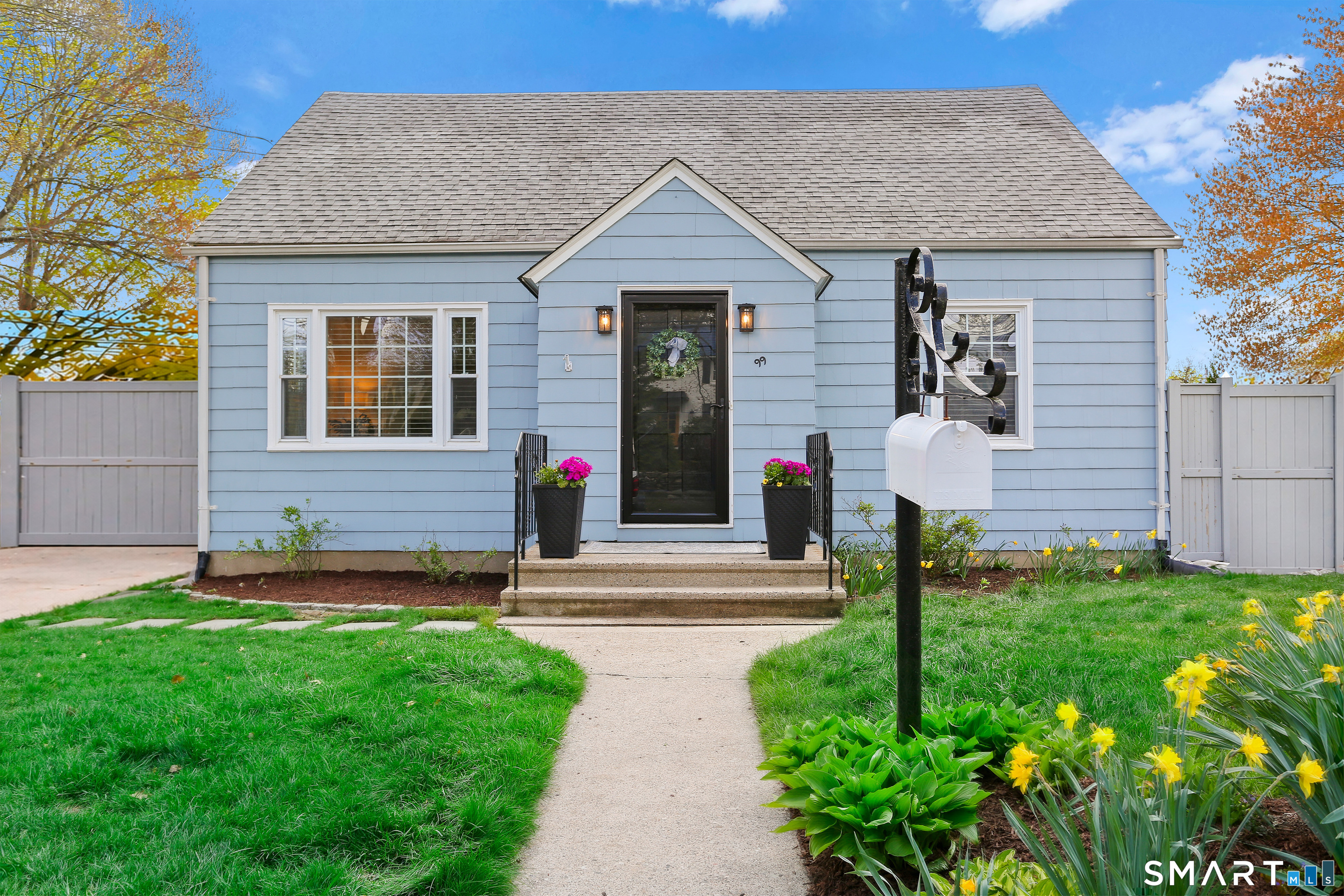 99 Judd Street, Fairfield, CT 06824 | For Sale at $729,000