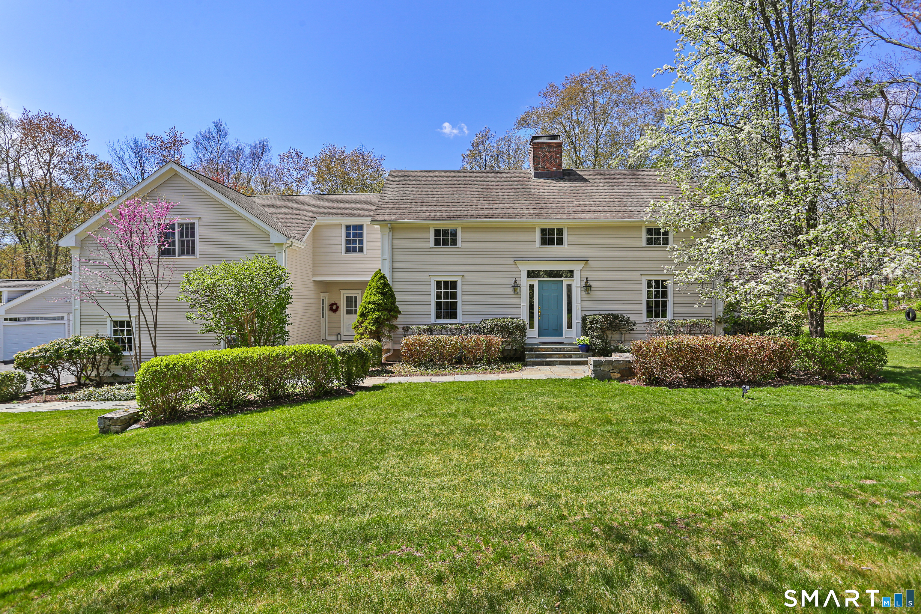 4041 Redding Road, Fairfield, CT 06824 | For Sale at $1,550,000