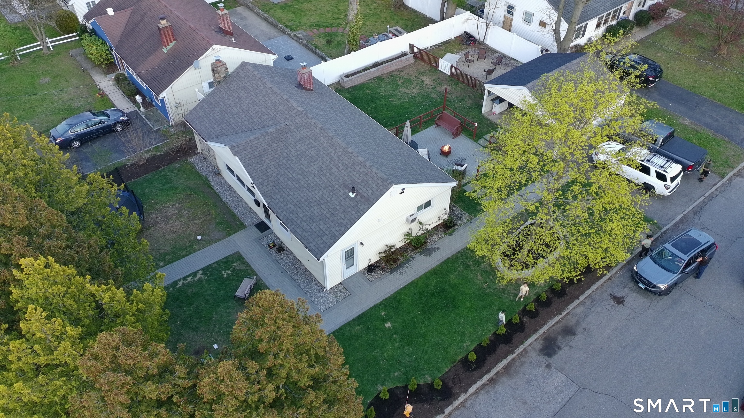 62 Bungalow Park, Stamford, CT 06902 | For Sale at $670,000