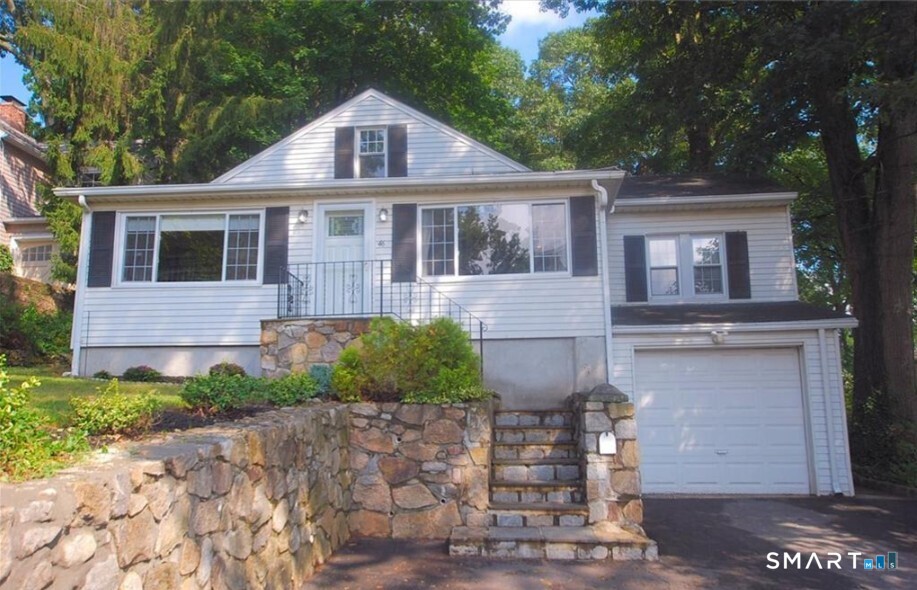 46 Ponus Avenue, Norwalk, CT 06850 | For Sale at $599,000