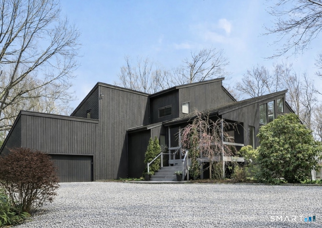 14 White Oak Lane, Weston, CT 06883 | For Sale at $1,485,000