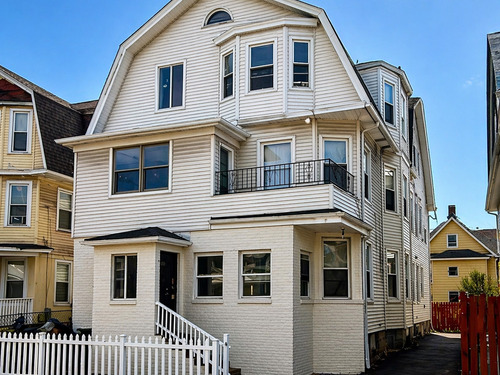  multi family home for sale located at 40-44 Vine Street, Bridgeport, CT 06604