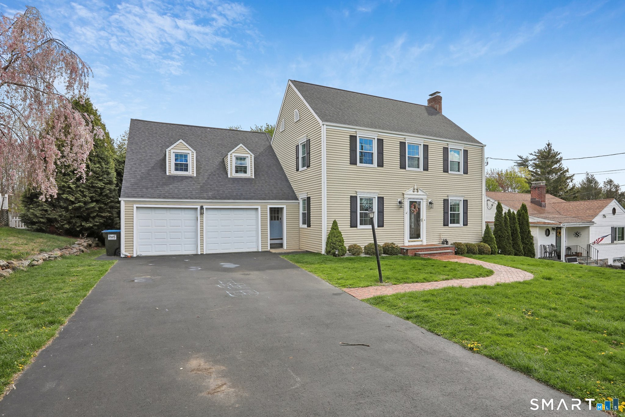 75 Parkway Drive, Trumbull, CT 06611 | For Sale at $775,000