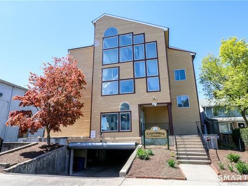  townhouse condo for sale located at 1492 North Avenue, 202, Bridgeport, CT 06604