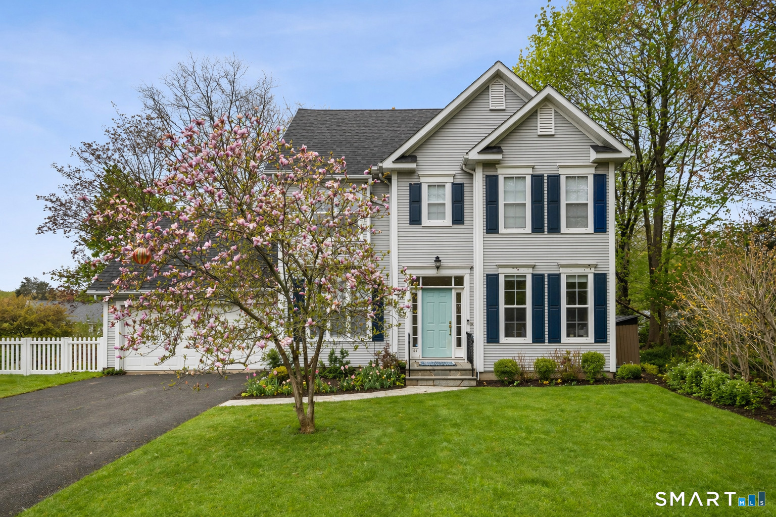 44 Cricket Lane, Fairfield, CT 06825 | For Sale at $849,000