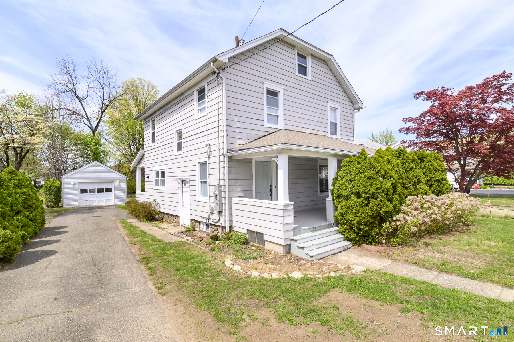 37 Harriet Street, Norwalk, CT 06851 | For Sale at $585,000