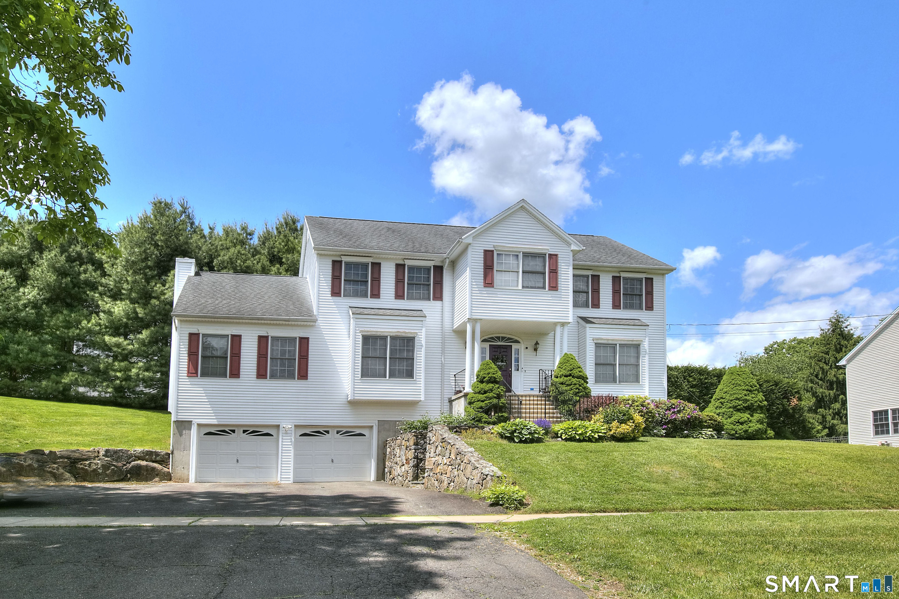 765 Cutspring Road, Stratford, CT 06614 | For Sale at $599,900