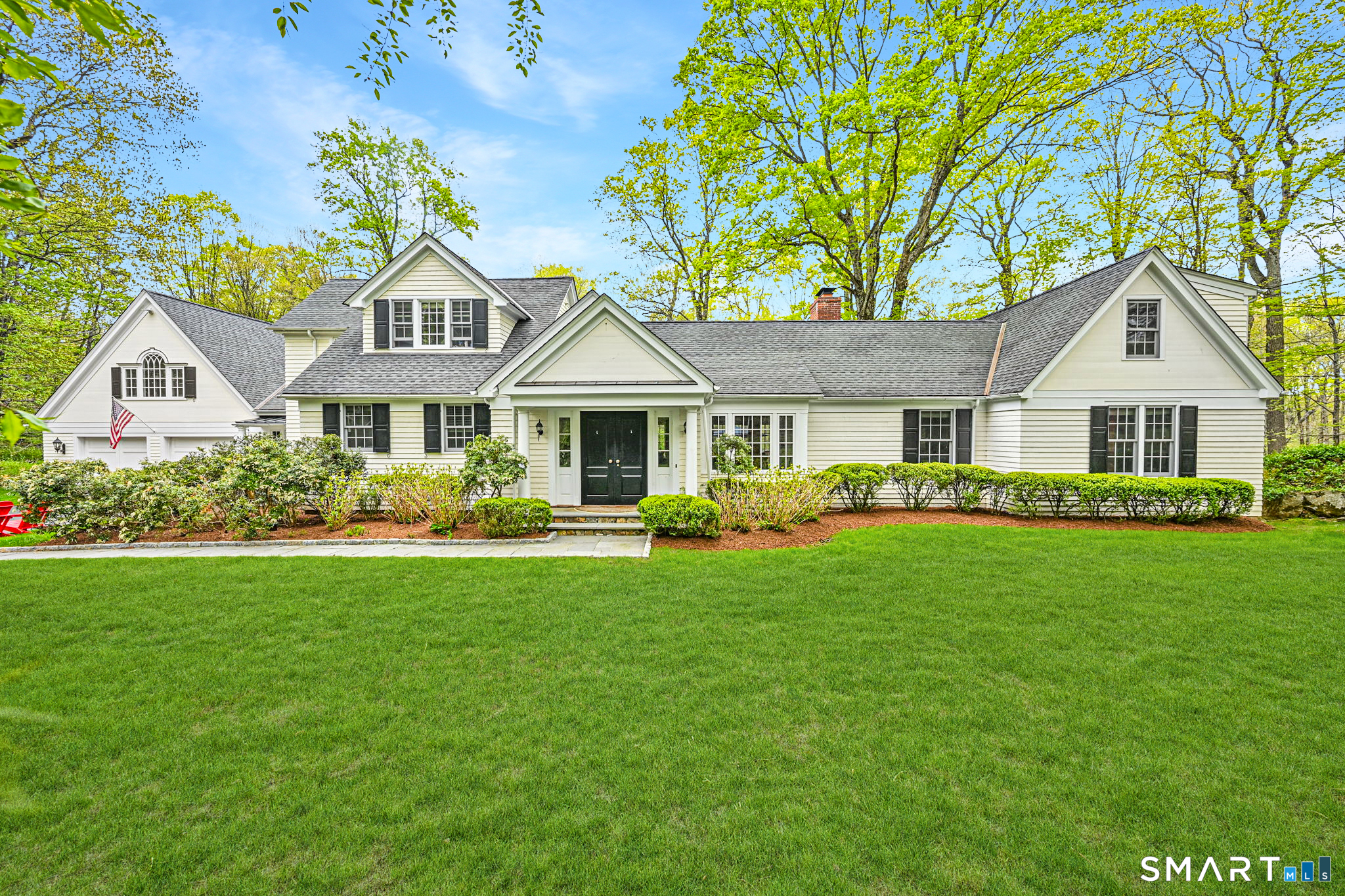 758 Smith Ridge Road, New Canaan, CT 06840 | For Sale at $2,799,000