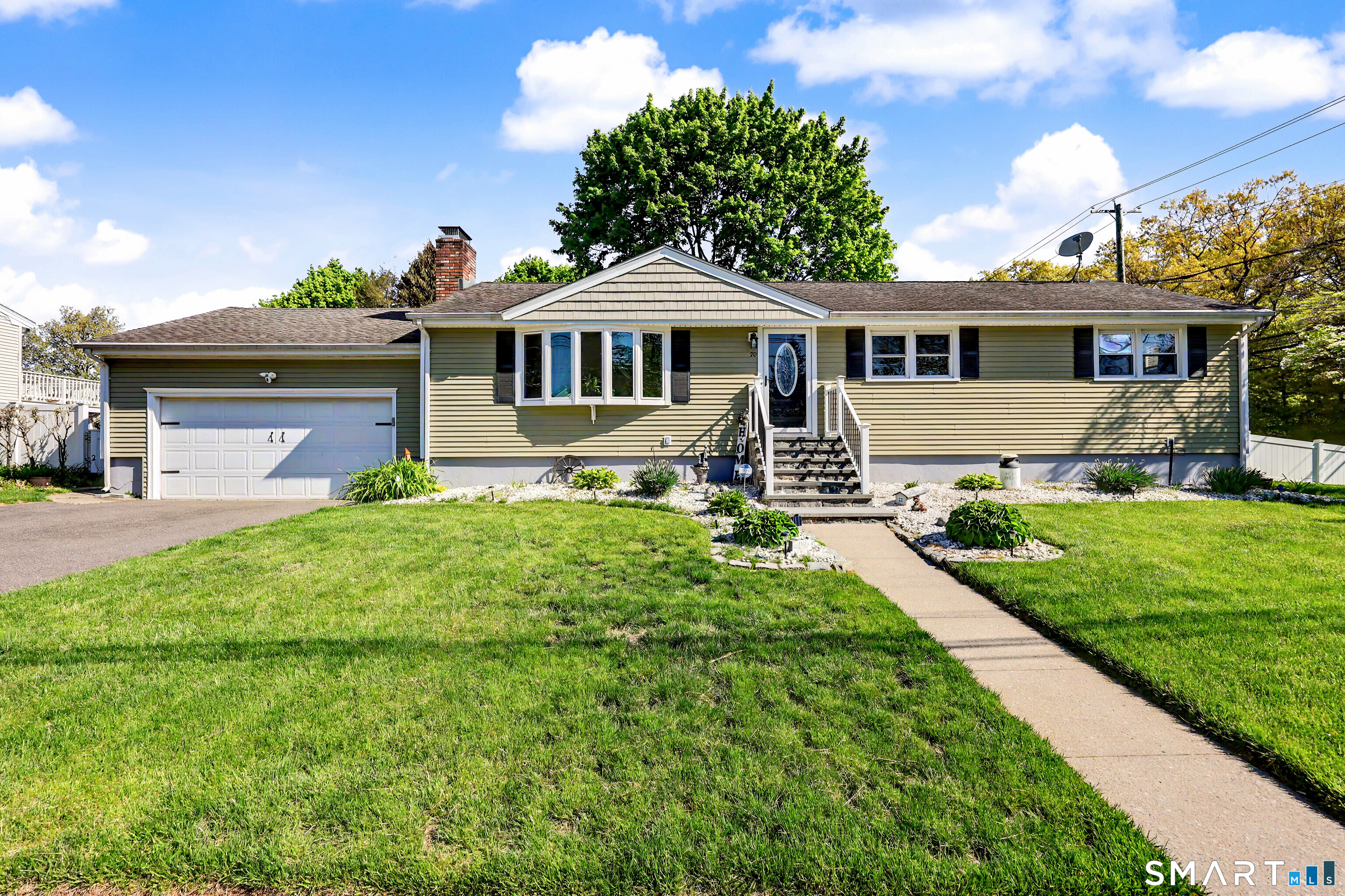 20 Post Oak Road, Stratford, CT 06614 | For Sale at $525,000