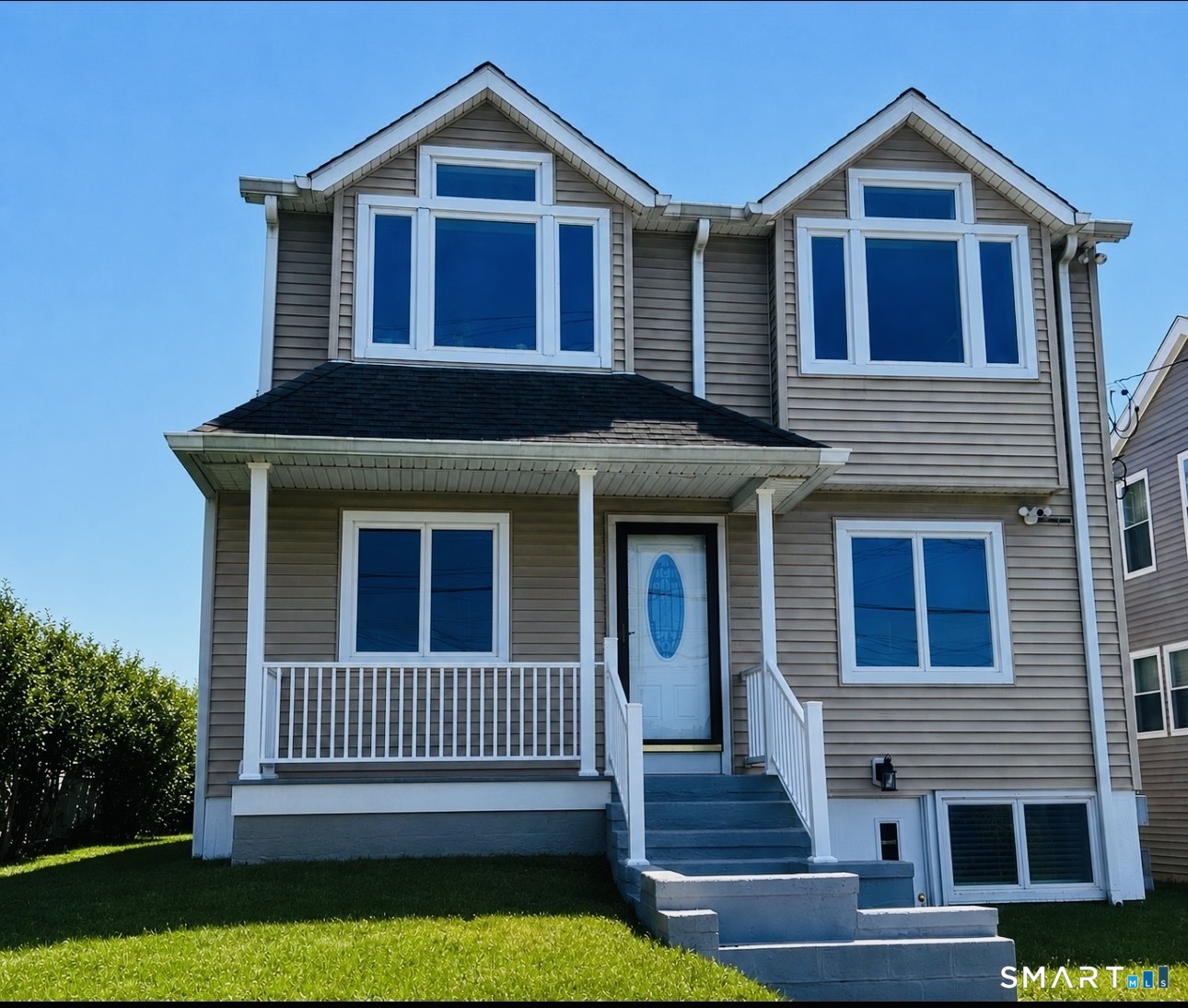 556 Fairfield Avenue, Stamford, CT 06902 | For Sale at $1,099,000