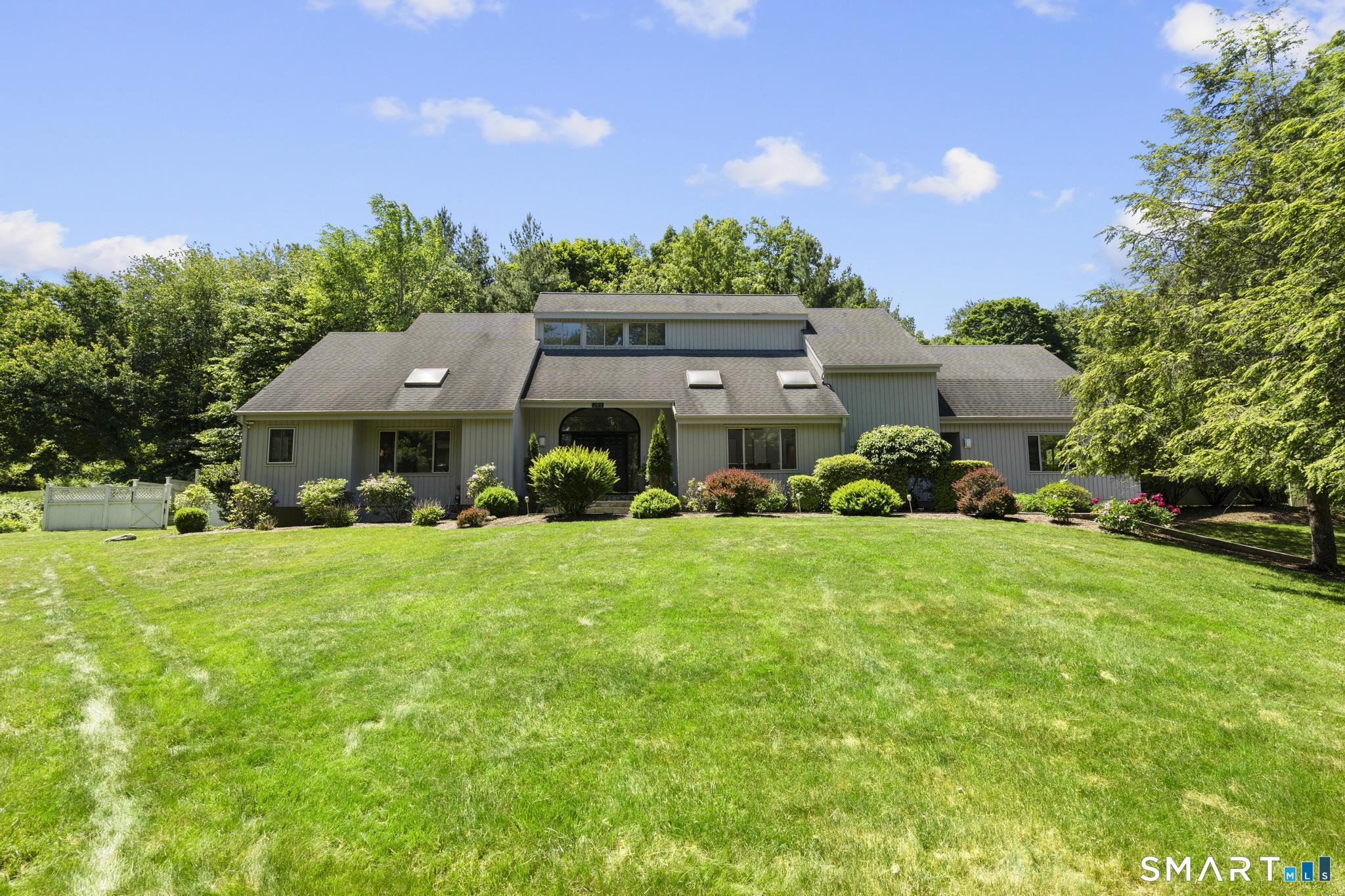 293 Sturges Ridge Road, Wilton, CT 06897 | For Sale at $1,799,000