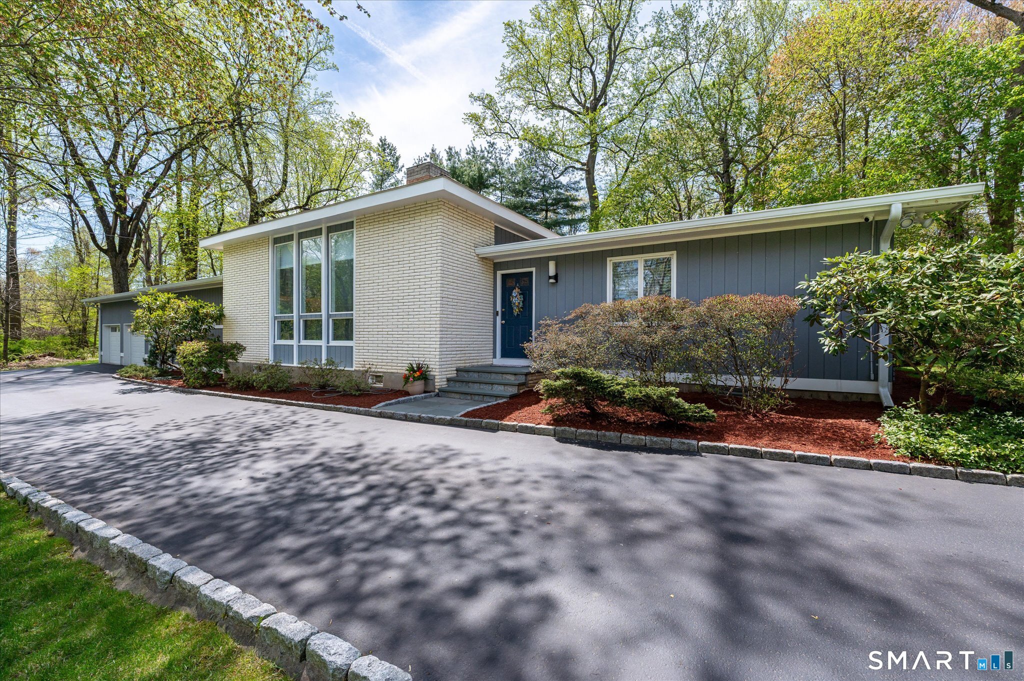 27 Nob Hill Lane, Stamford, CT 06903 | For Sale at $1,125,000