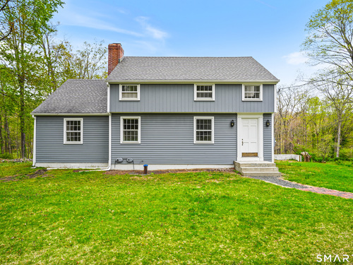  single family home for sale located at 6 Winding Road, Brookfield, CT 06804