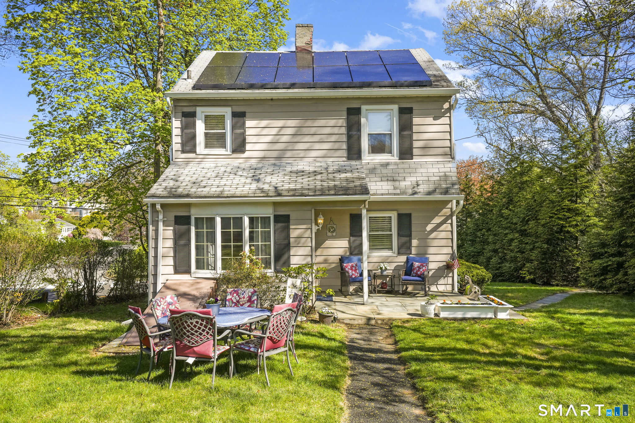 130 Toms Road, Stamford, CT 06906 | For Sale at $675,000