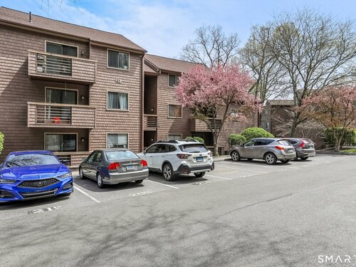  condo home for sale located at 166 Old Brookfield Road, 20a5, Danbury, CT 06811