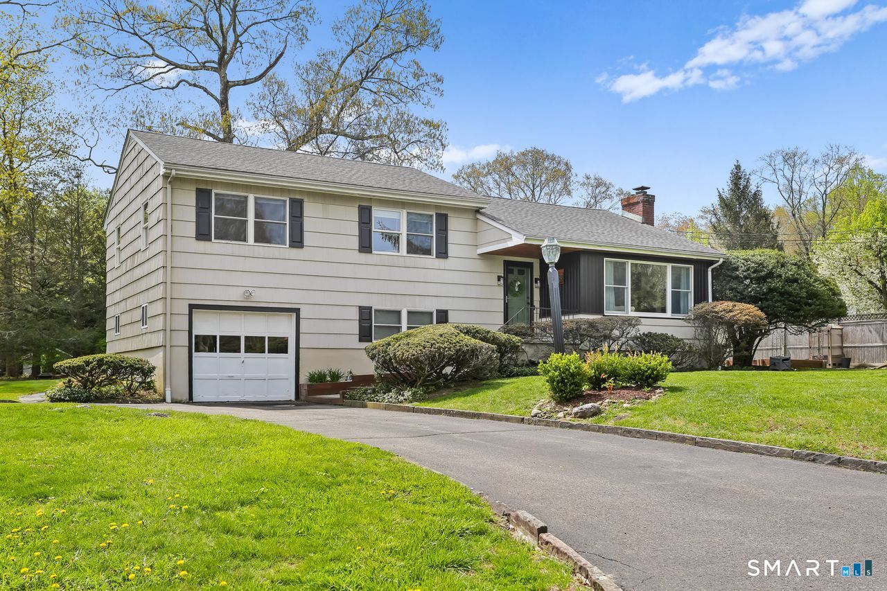 19 Ravenwood Road, Norwalk, CT 06850 | For Sale at $769,900
