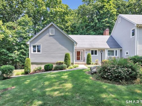  condo home for sale located at 115 Aspetuck Trail, 115, Shelton, CT 06484