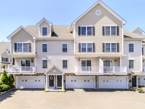  townhouse condo for sale located at 2 Finney Lane, 31, Stamford, CT 06902