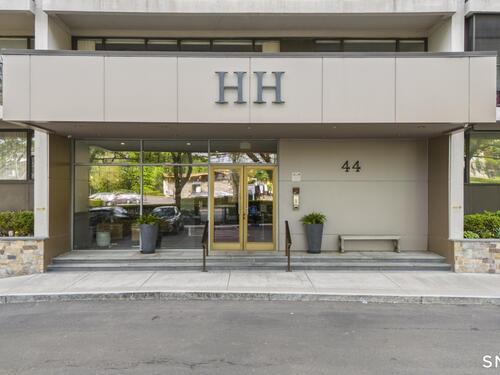  condo home for sale located at 44 Strawberry Hill Avenue, 8k, Stamford, CT 06902