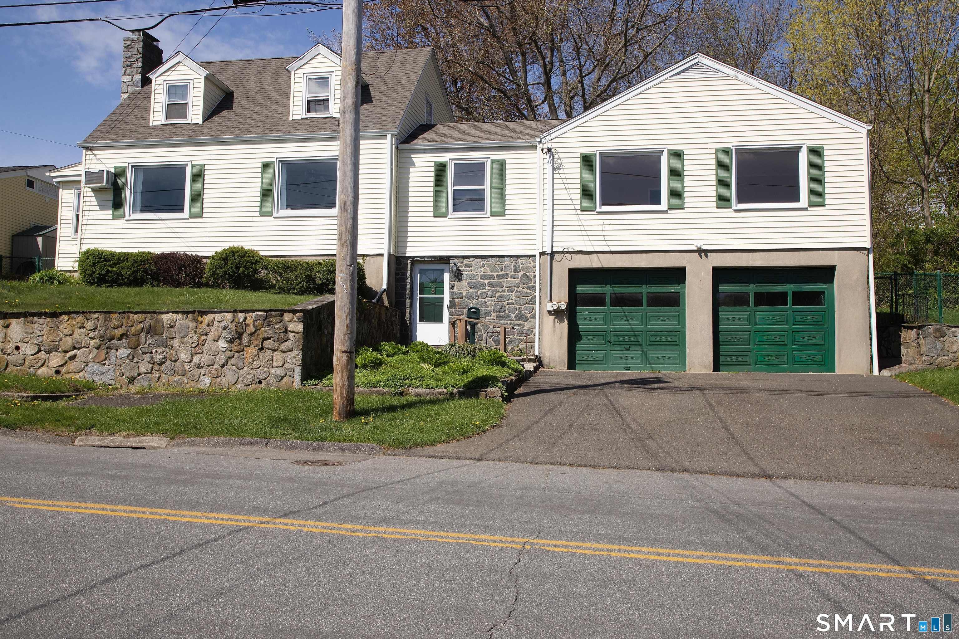282 Marlborough Terrace, Fairfield, CT 06825 | For Sale at $769,000