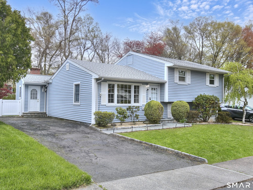  single family home for sale located at 84 Youngstown Road, Fairfield, CT 06824
